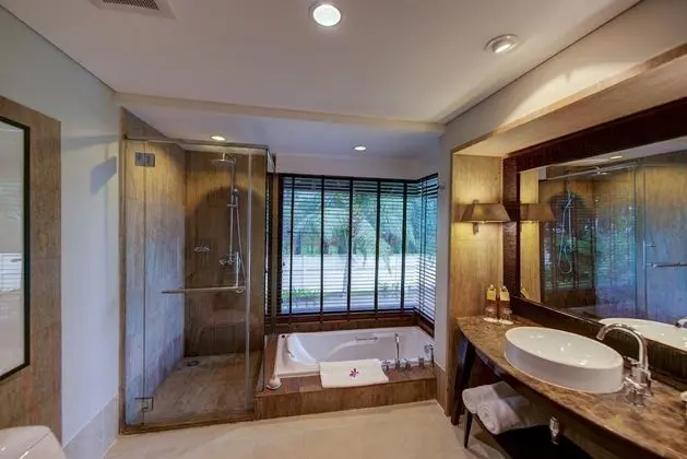 Garden Pavilion Twin Room - Free Airport Shuttle