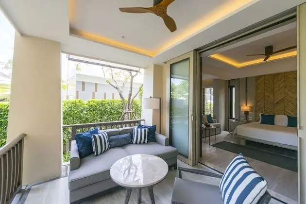 Terrace Suite - Free Airport Shuttle