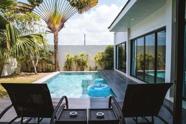 Grand Deluxe 2 Bedroom Pool Villa