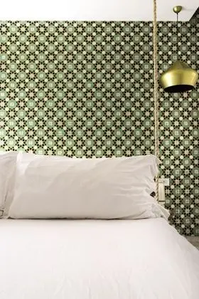 Hanging Bed with Double Balcony