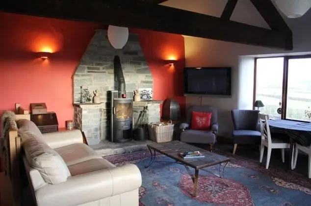 Romantic Kır Evi, Banyolu/Duşlu (The Hayloft )