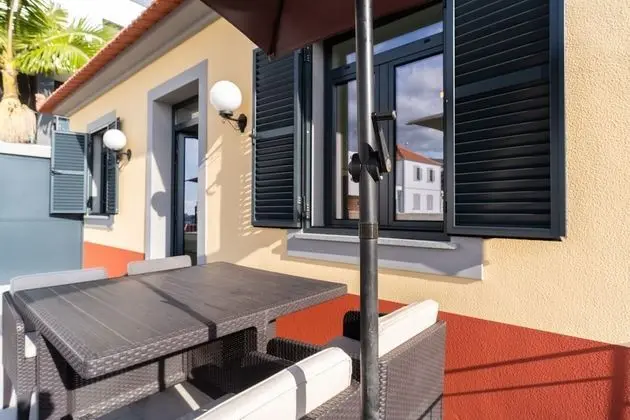 Apart Daire, 2 Yatak Odası, Balkon, Deniz Manzaralı