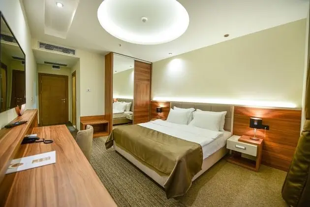 Deluxe Büyük Yataklı Tek Kişilik Oda