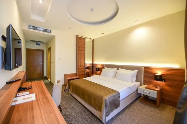 Deluxe Büyük Yataklı Tek Kişilik Oda