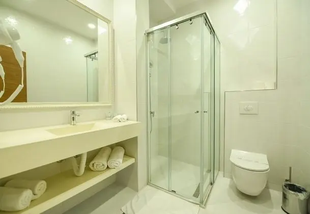 Deluxe Büyük Yataklı Tek Kişilik Oda