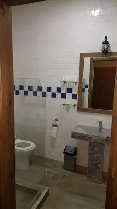 Tek Büyük Yataklı Oda, 2 Çift Kişilik Yatak