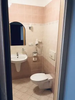 Standard Tek Büyük veya İki Ayrı Yataklı Oda