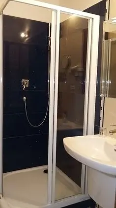 Tek Kişilik Oda, 1 Tek Kişilik Yatak