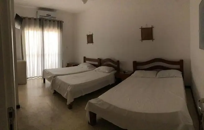 Üç Kişilik Oda