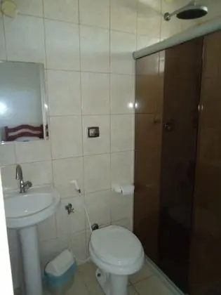 Üç Kişilik Oda