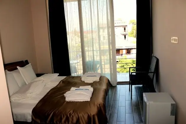 Standard Tek Büyük Yataklı Oda