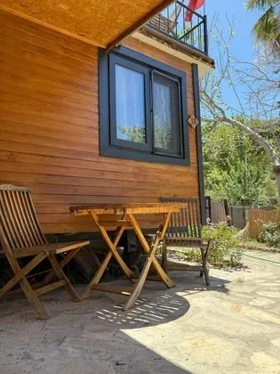 Bungalow, Bahçe Manzaralı, Balkonlu