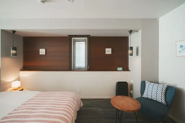 Traditional Tek Büyük Yataklı Oda