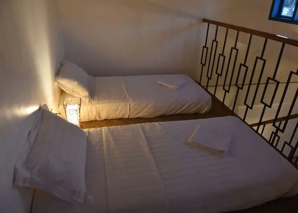 Çatı Katı (Loft) (Room)