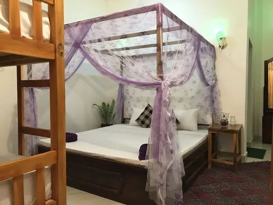 Family Oda, Birden Çok Yatak, Sigara İçilmez, Bahçe Manzaralı