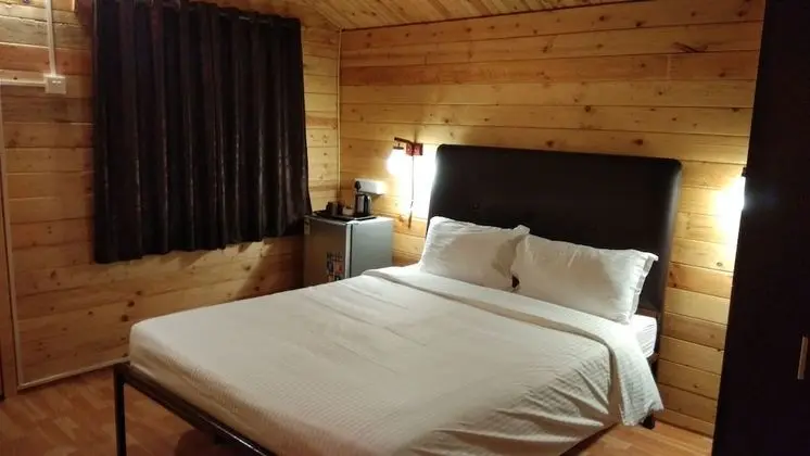 Basic Kır Evi, 1 Çift Kişilik Yatak, Havuz Manzaralı