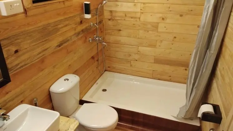 Basic Kır Evi, 1 Çift Kişilik Yatak, Havuz Manzaralı