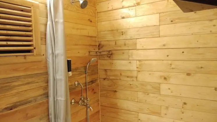 Basic Kır Evi, 1 Çift Kişilik Yatak, Havuz Manzaralı
