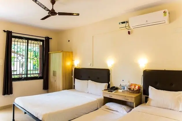 Deluxe Tek Büyük Yataklı Oda, 1 Çift Kişilik Yatak, Bahçe Manzaralı, Bahçeli