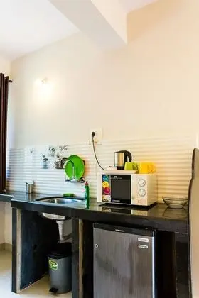 Deluxe Tek Büyük Yataklı Oda, 1 Çift Kişilik Yatak, Bahçe Manzaralı, Bahçeli