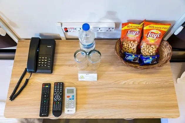 Deluxe Tek Büyük Yataklı Oda, 1 Çift Kişilik Yatak, Bahçe Manzaralı, Bahçeli