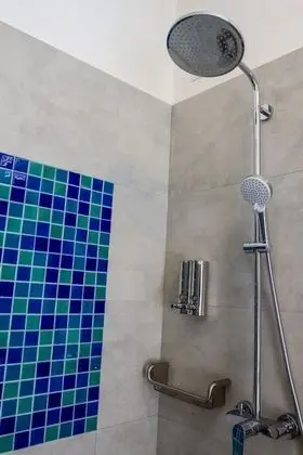 4-Bed Female Dormitory with Shared Bathroom
