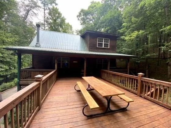 Kulübe (Lazy Springs Cabin)