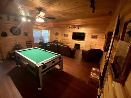 Kulübe (Lazy Springs Cabin)
