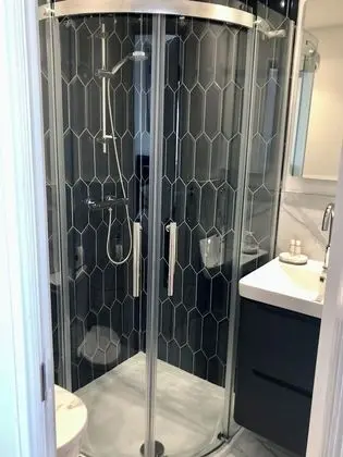 Superior Tek Büyük Yataklı Oda, Okyanus Manzaralı (with Glass Juliette Balcony)