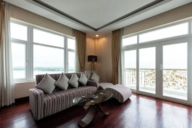 İki Ayrı Yataklı Oda, Balkon, Nehir Manzaralı (Mekong)
