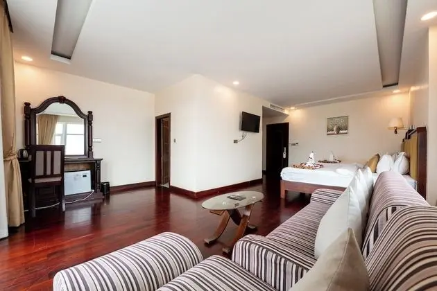 İki Ayrı Yataklı Oda, Balkon, Nehir Manzaralı (Mekong)