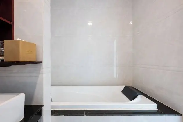 İki Ayrı Yataklı Oda, Balkon, Nehir Manzaralı (Mekong)