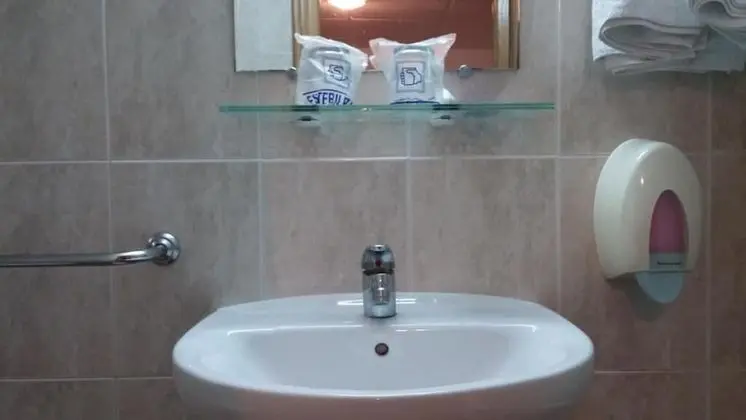 Tek Büyük veya İki Ayrı Yataklı Oda