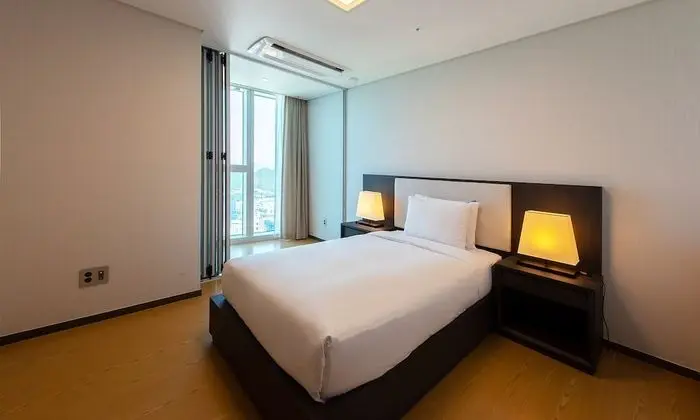 Beach Premium Suite B, C (Haeundae Beach View)