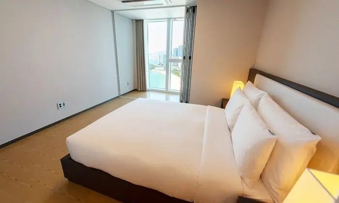 Beach Premium Suite B, C (Haeundae Beach View)