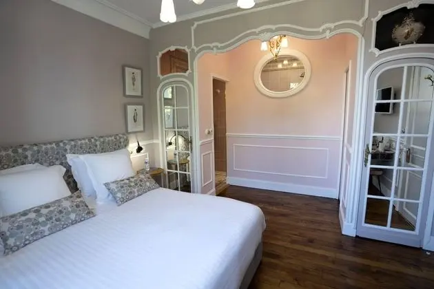 Romantic Tek Büyük Yataklı Oda