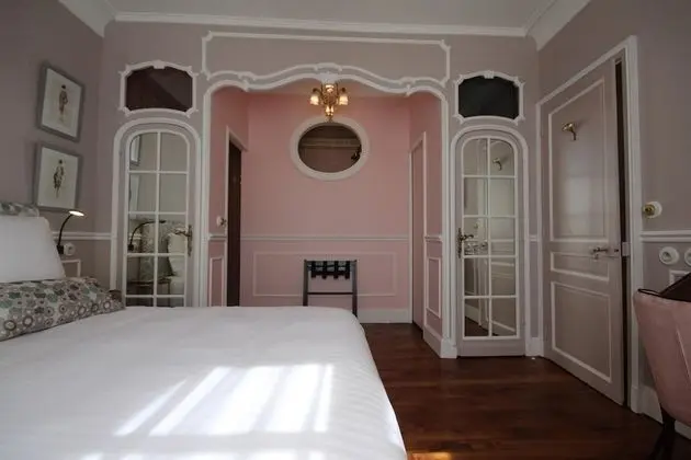 Romantic Tek Büyük Yataklı Oda