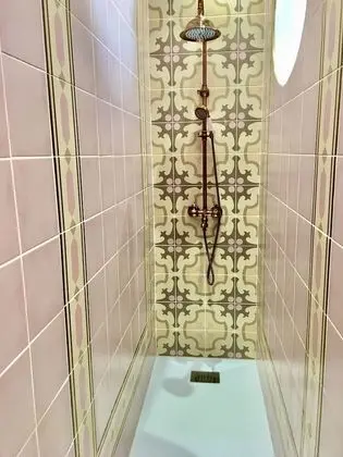 Romantic Tek Büyük Yataklı Oda