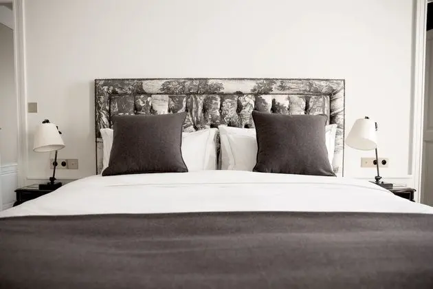 Tek Büyük Yataklı Oda, Şehir Manzaralı (Chambre n°1)