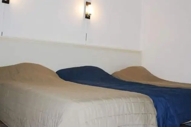 Üç Kişilik Oda