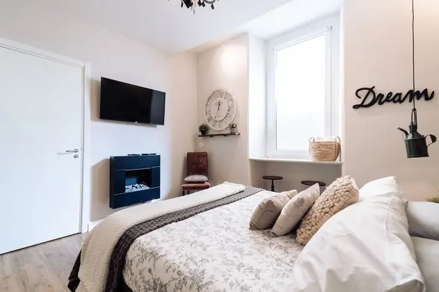 Deluxe Tek Büyük veya İki Ayrı Yataklı Oda
