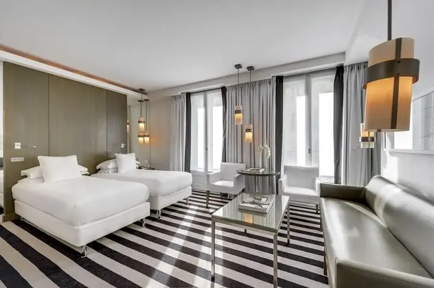 Junior Tek Büyük Yataklı Oda, Balkon