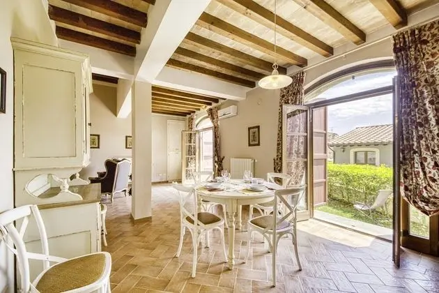 Standard Apart Daire, Birden Çok Yatak, 2 Banyolu, Bahçeli (Le Acetaie With Shared Pool)