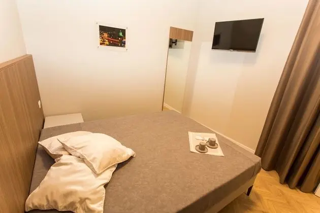 Standard Tek Büyük Yataklı Oda, Ortak Banyo