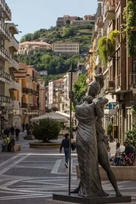 Standard Tek Büyük Yataklı Oda, Ortak Banyo