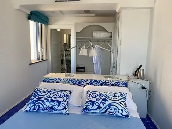 Superior Tek Büyük Yataklı Oda, 1 Çift Kişilik Yatak, Deniz Manzaralı