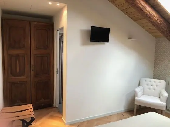 Standard Tek Büyük Yataklı Oda