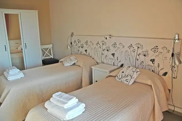 İki Ayrı Yataklı Oda, 2 Tek Kişilik Yatak