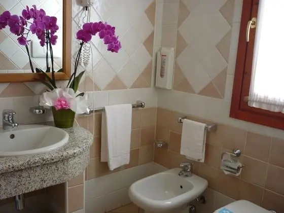 Tek Büyük Yataklı Oda, Balkon