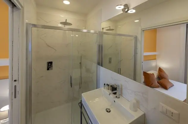 Design Tek Büyük Yataklı Oda